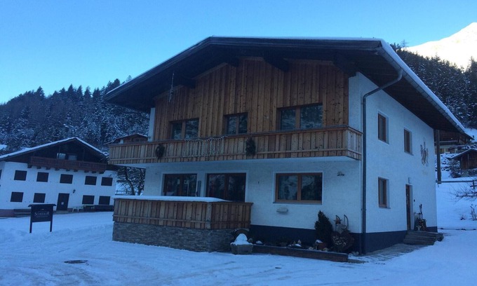 Steeg Apartment | Chalet in Steeg near Ski Slopes