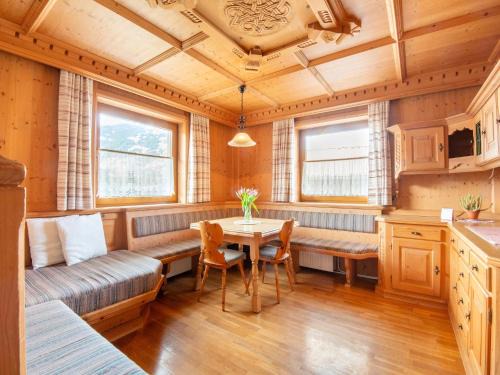 Gerlosbergeben Ski Chalet | Chalet in Zell am Ziller near Ski Lift, cleaning included