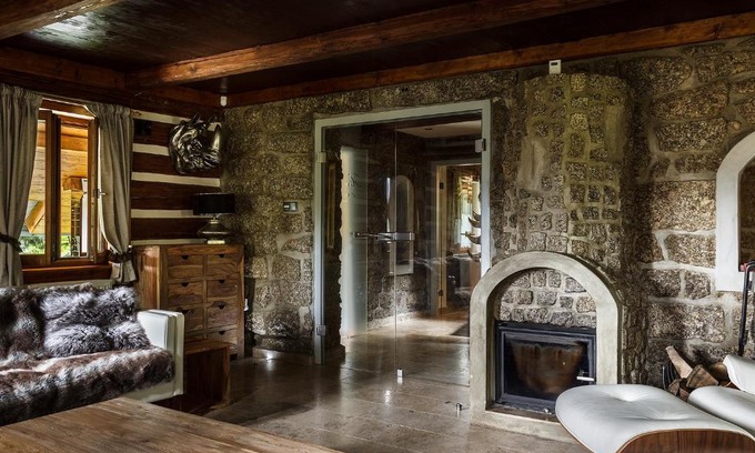 Josefov Dul Ski Chalet | Chalet Joseph Mine