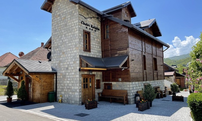 Kolasin Ski Chalet | Chalet Kolasin Montenegro