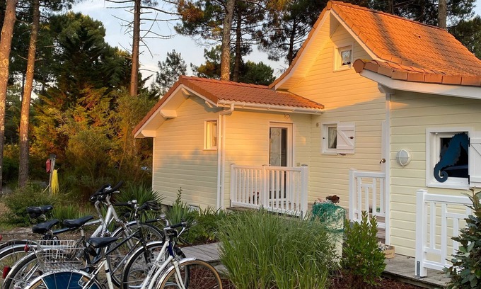 Le Porge House | Chalet La Jenny firsthand at the atlantic ocean