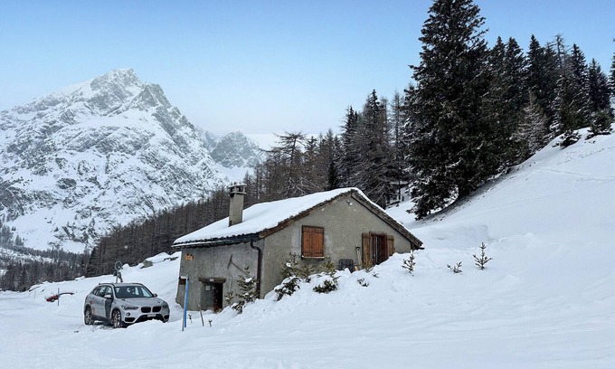 La Fouly Ski Chalet | Chalet Le Basset - Family Chalet in the Swiss Alps