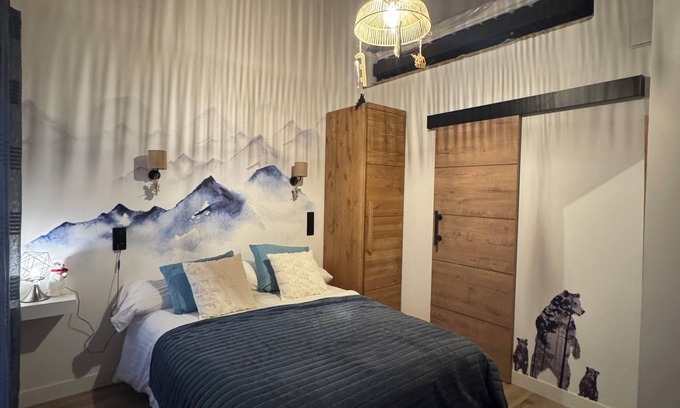 Formigueres Ski Chalet | Chalet "le F "new &cosy, in the heart of the village, opposite the family playground,