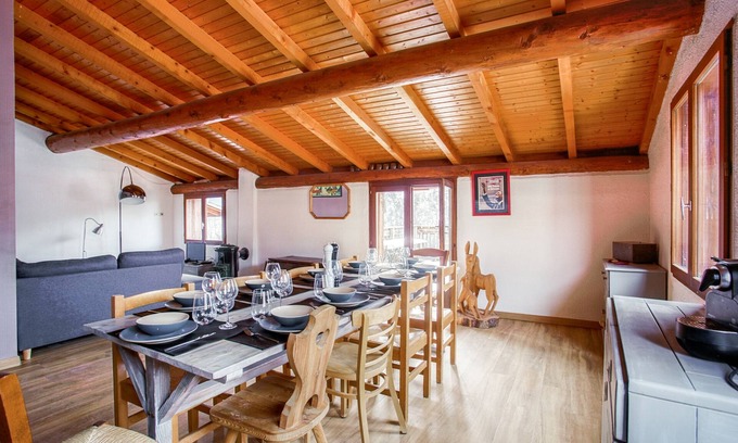 Saint-Marcel Ski Chalet | Chalet “Le petit Paradis” in the heart of the 3 valleys!