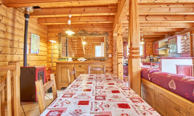 Gresse-en-Vercors Ski Chalet | Chalet 'Le Serac' with Mountain View, Private Terrace and Wi-Fi