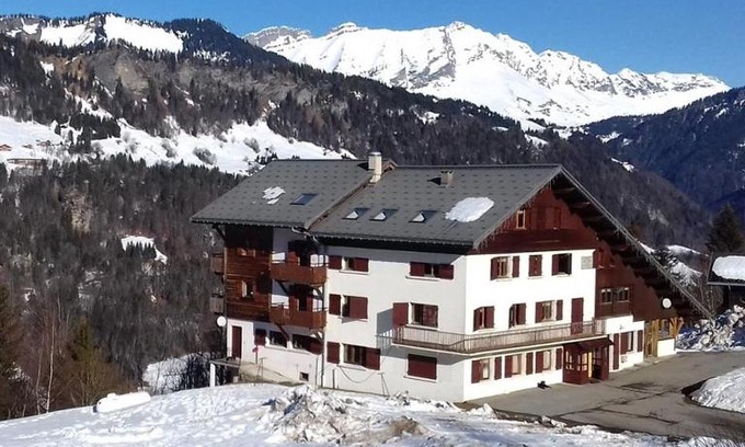 Crest-Voland Hotel | Chalet Les Pieux