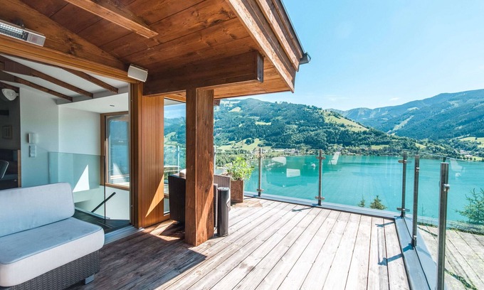 Zell am See Ski Chalet | Chalet Max Panorama by we rent