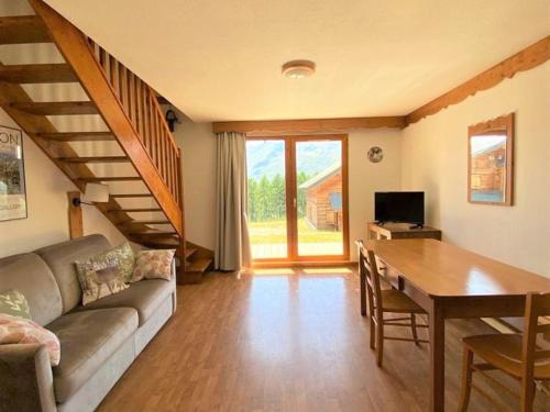 La Joue du Loup Ski Chalet | Chalet mitoyen 3 pièces, 8 pers, terrasse, parking, animaux admis - FR-1-504-626