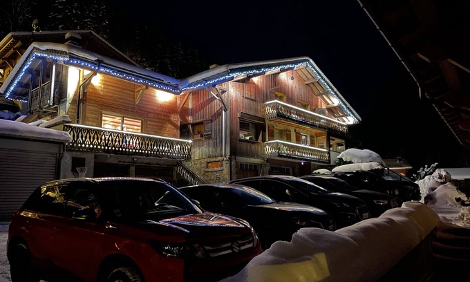 Morzine Ski Chalet | Chalet Mitoyen Indoor swimming pool winter season only (December to April)