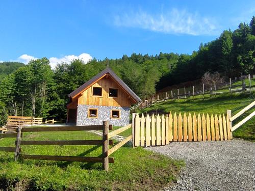 Raveo House | Chalet Navauce