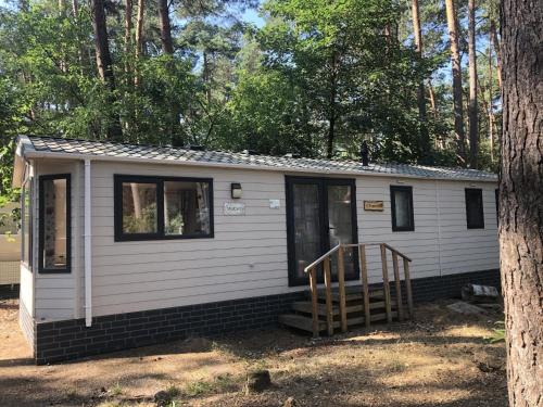 Wechelderzande Ski Chalet | Chalet near Antwerp with Nature Trails