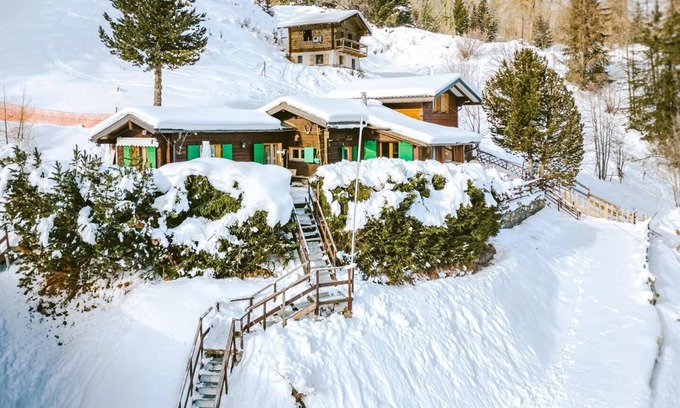 La Tzoumaz Ski Chalet | Chalet Nuage Family Friendly Mountain Getaway
