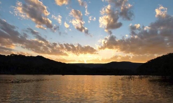 Goughs Bay House | Chalet on Lake Eildon, easy access to Mt Buller and surrounding countryside