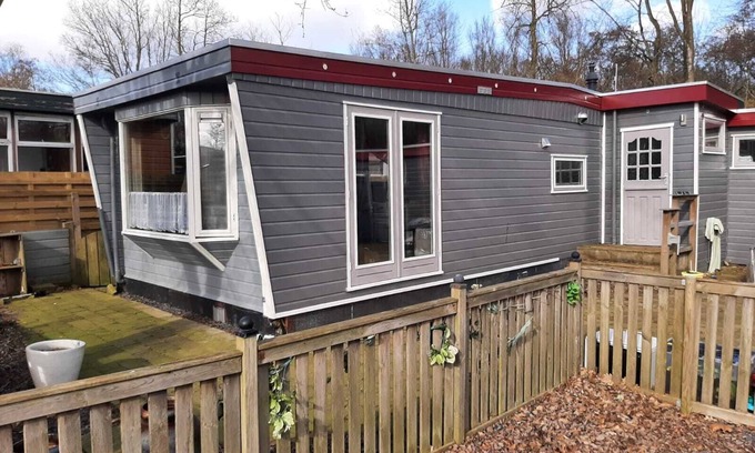 Ryptsjerk Ski Chalet | Chalet op de Kleine Wielen 5 Minuten van Aquazoo en Strand