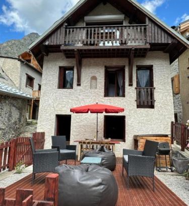 Venosc Ski Chalet | Chalet Pitu - 1-6 People