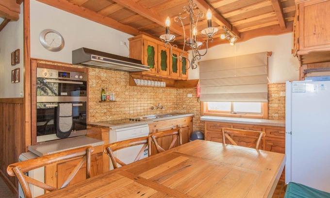 Jindabyne House | Chalet Rene - 1/5 The Nook