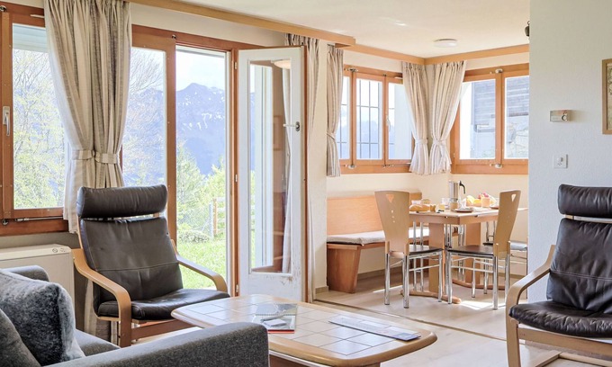 Sundlauenen Apartment | Chalet Schöpfli by Interhome