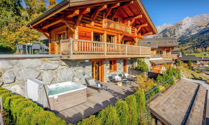 La Clusaz Ski Chalet | Chalet Stellaone - French Alps base for 12, spa & views - OVO Network