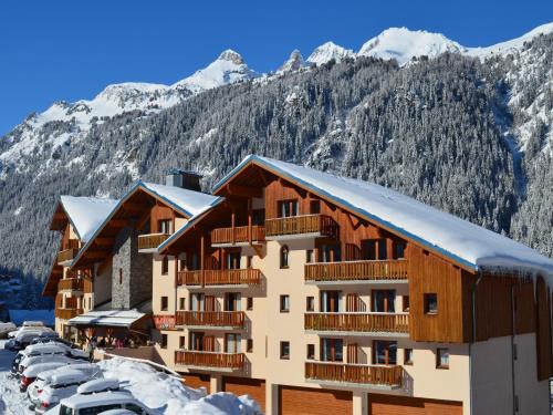 Valfrejus Apartment | Chalet-style apartment