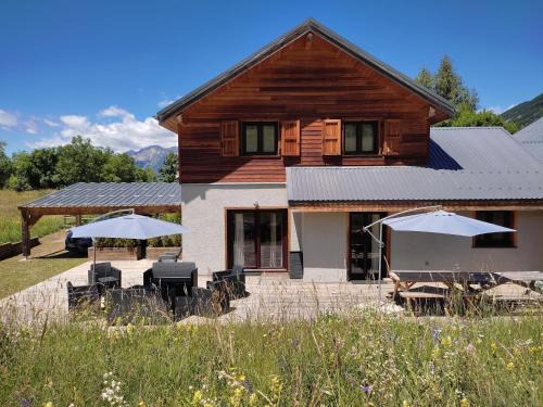 Les Orres Ski Chalet | Chalet Tres'Orres