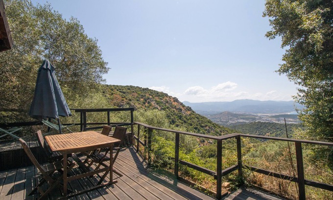 Alata Ski Chalet | Chalet 'Villa A Croce' with Private Pool, Private Terrace and Wi-Fi
