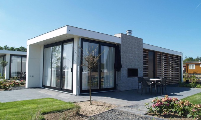 Nunspeet House | Chalet with 2 bedrooms and terrace