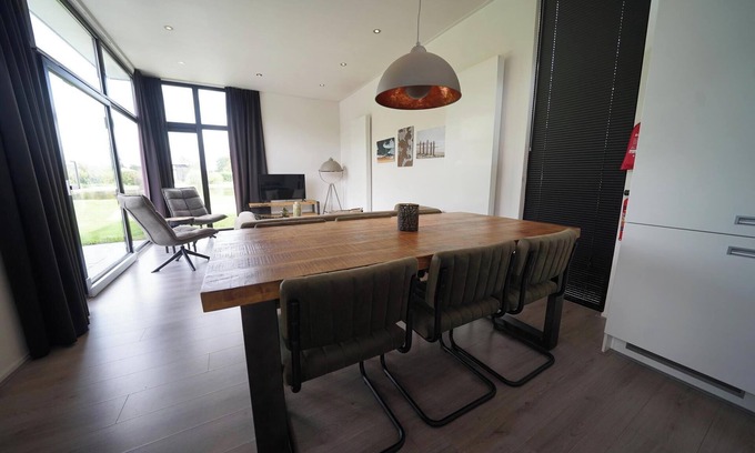 Halfweg House | Chalet with 3 bedrooms and a terrace