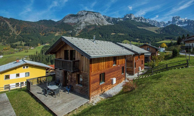 Wagrain Apartment | Chalet with indoor swimming pool and sauna