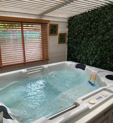 Pissos Ski Chalet | Chalet zen SPA Jacuzzi 30 min de Bordeaux