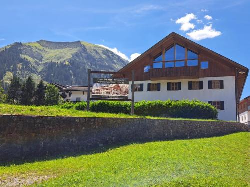 Berwang Apartment | Chalet Zur Rose in Berwang bij de piste
