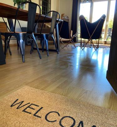 Marcouray House | Chalet103 in La Boverie
