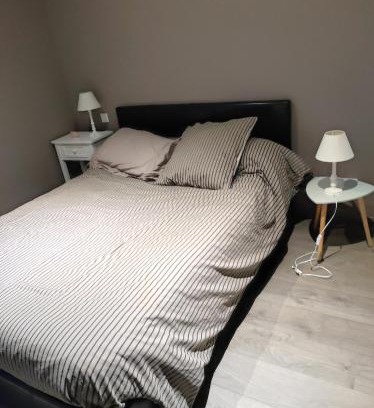 Coutances House | Chambre avec 2 lits double 120