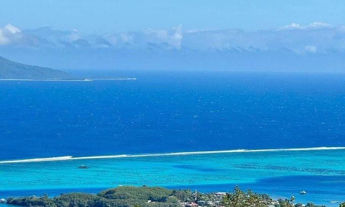 Punaauia Bed & Breakfast | Chambre Confort Avec Clim et Piscine Tahiti Punaauia
