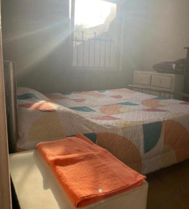 Collignon House | Chambre confortable lits double schaarbeek premier étage