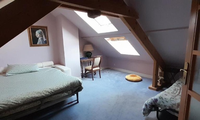 Chailly-en-Biere House | Chambre cozy