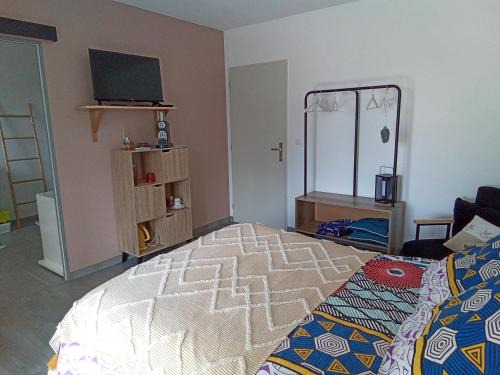 Saint-Dizant-du-Gua Bed & Breakfast | Chambre d'hôtes au milieu des vignes