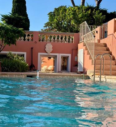 Saint Antoine Bed & Breakfast | Chambre d'hôtes A l'ancre marine de la Villa Rose
