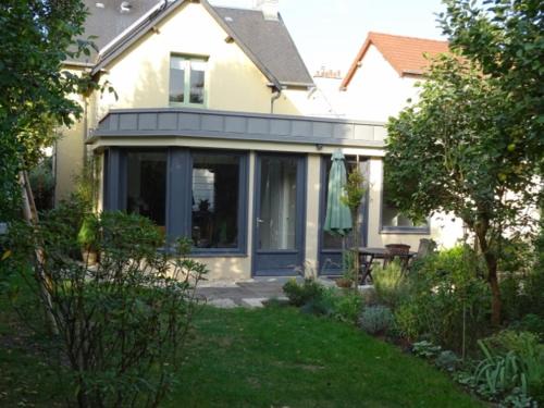 Sainte-Therese Bed & Breakfast | Chambre d'hôtes sur jardin acces PMR