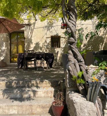 Sommieres House | Chambre d hotes
