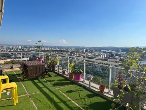 5th Arrondissement House | chambre dans les hauteurs de lyon proche Fourviere chez l hote