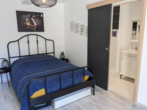 Liergues House | Chambre double indépendante HARMONIE au sein du domaine PASSELOUP