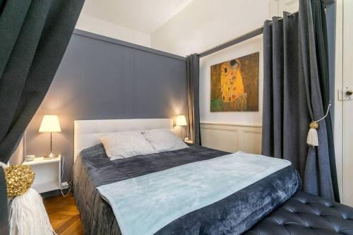 Dijon Centre Ville Apartment | Chambre Ducale