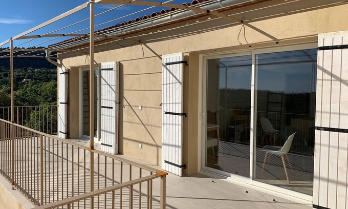 Saint-Saturnin-les-Apt Bed & Breakfast | Chambre Avec vue