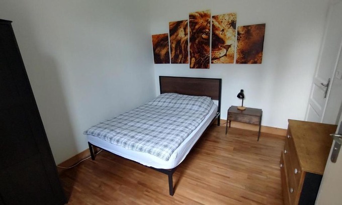 Gien House | Chambre jungle en colocation