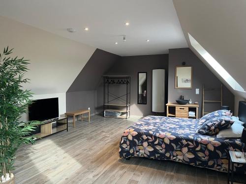 Halluin House | chambre Mont Fleuri