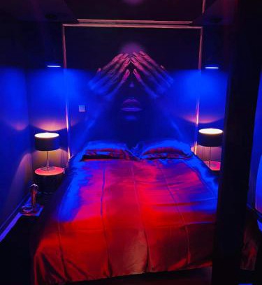 Solre-le-Chateau Apartment | Chambre Noire