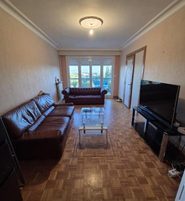 Miroir - Batignolles House | Chambre pour les 24h du Mans et autres