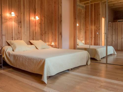 Le Clerjus Bed & Breakfast | Chambre Printanière avec Parc et Activités en Nature - FR-1-589-722