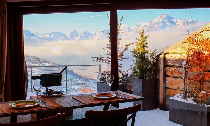Nendaz Cabin | Chambre privée avec cuisine et salle de bain dans la chambre, Winoka Lodge