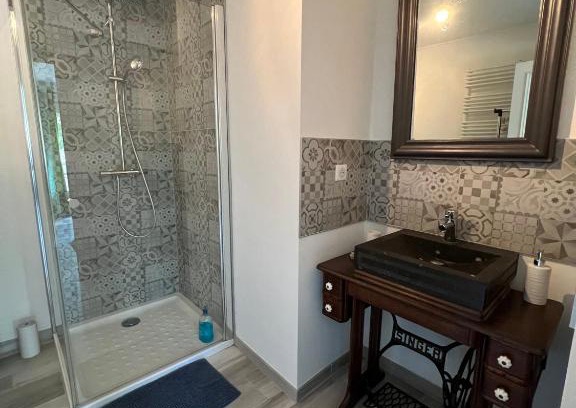 Chanas House | Chambre privée Chiberta